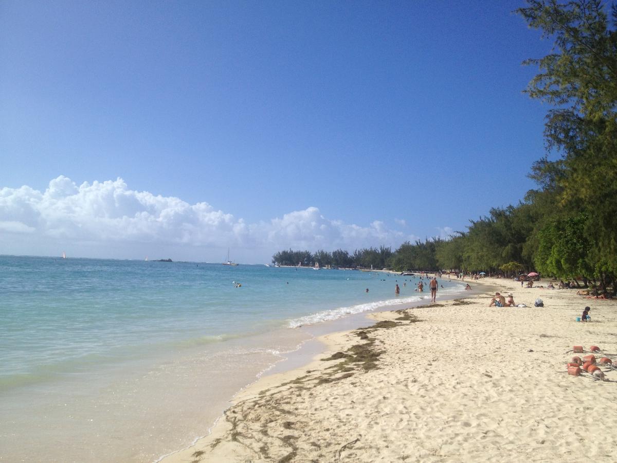 Sand Castle Villa Trou aux Biches Exterior photo